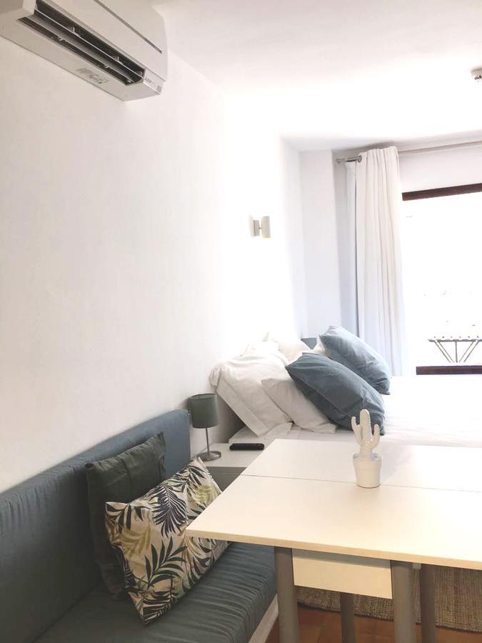 Apartamentos Albertos Santa Eularia des Riu Bagian luar foto