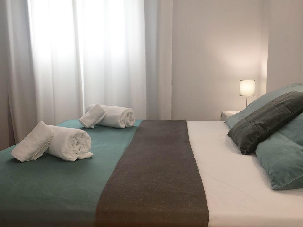 Apartamentos Albertos Santa Eularia des Riu Bagian luar foto
